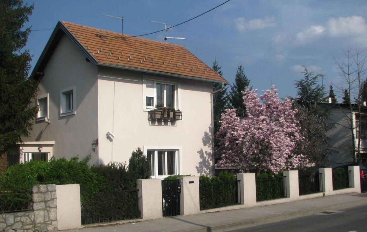 Twin-Magnolias Condo With Garden, Parking & Ev Station Zagreb Exteriör bild