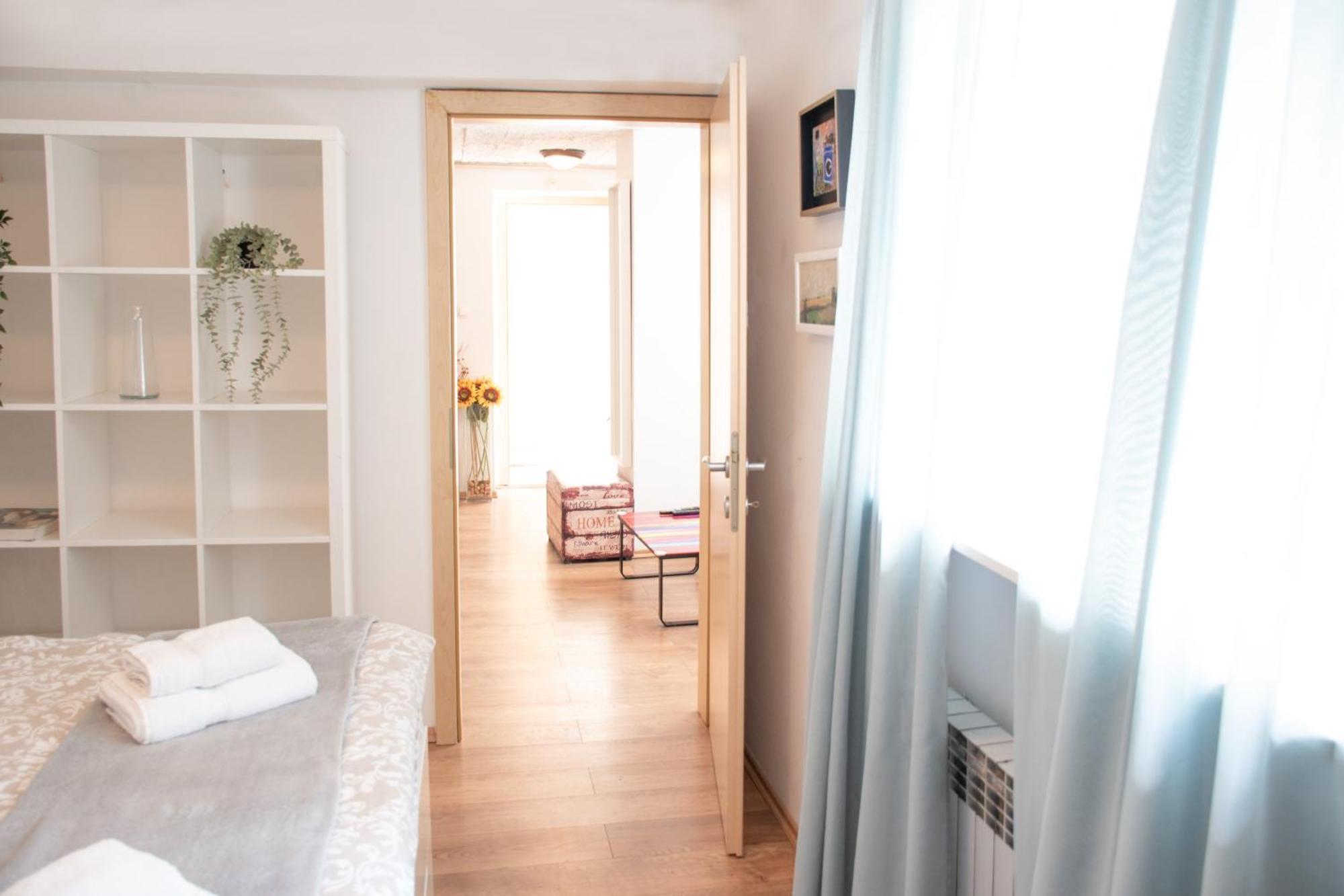 Twin-Magnolias Condo With Garden, Parking & Ev Station Zagreb Exteriör bild