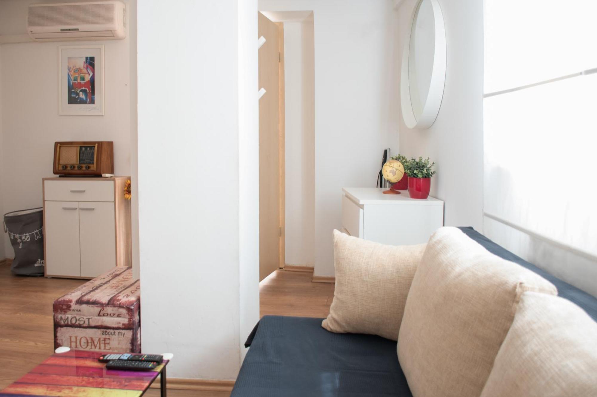 Twin-Magnolias Condo With Garden, Parking & Ev Station Zagreb Exteriör bild